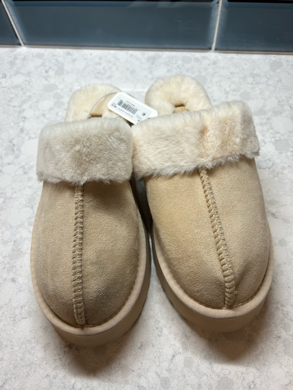 Altar’d State slipper - NEW - Picture 3 of 5